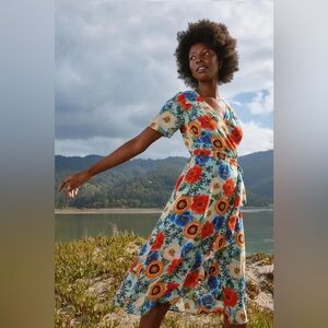 Amour Vert Floral Silk Flutter Sleeve Wrap Dress Midi Summer Medium M